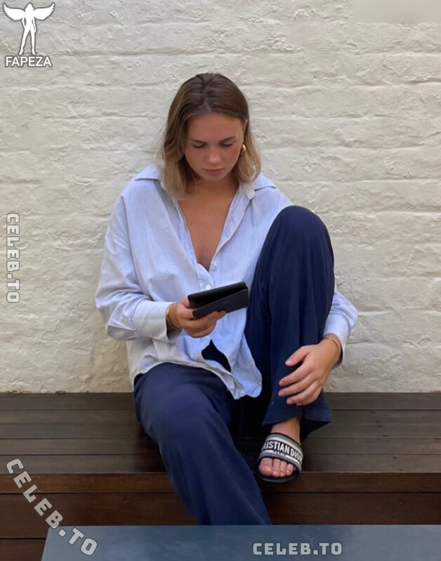 Carla Sophie Schell