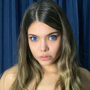 Valentina Strauss